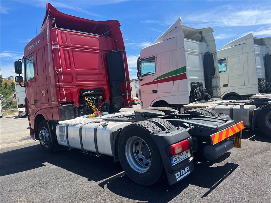 DAF XF 105 460 - Cabeza tractora: foto 4 DAF XF 105 460 - Cabeza tractora: foto 4