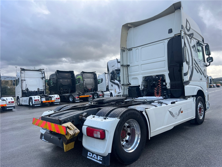 DAF XF 510 - Cabeza tractora: foto 3 DAF XF 510 - Cabeza tractora: foto 3