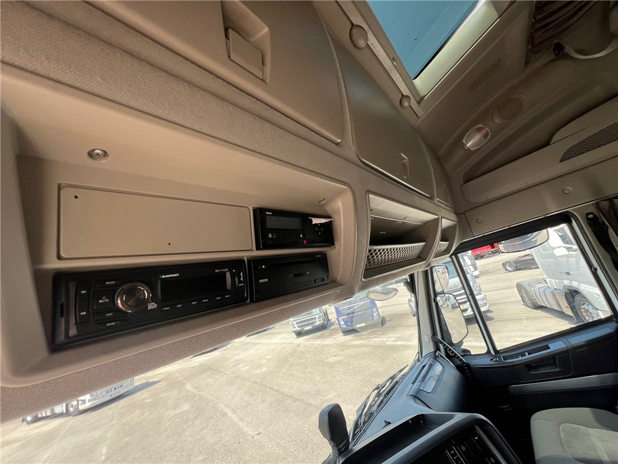 Cabeza tractora Iveco AS440S46T/P: foto 16 Cabeza tractora Iveco AS440S46T/P: foto 16