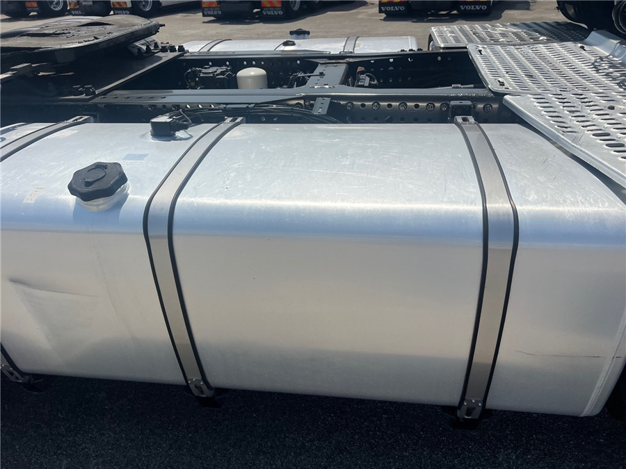 Cabeza tractora Iveco AS440S46T/P: foto 9 Cabeza tractora Iveco AS440S46T/P: foto 9