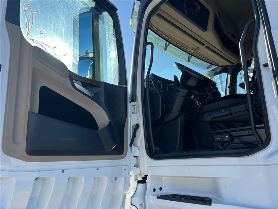 Cabeza tractora MERCEDES-BENZ 1863 AMG / RETARDER: foto 12
