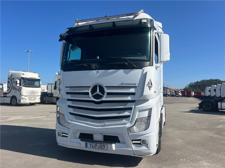 MERCEDES-BENZ ACTROS 1845 LS - Cabeza tractora: foto 2 MERCEDES-BENZ ACTROS 1845 LS - Cabeza tractora: foto 2