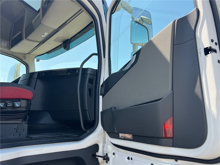 Cabeza tractora Volvo FH 460 /RETARDER: foto 11