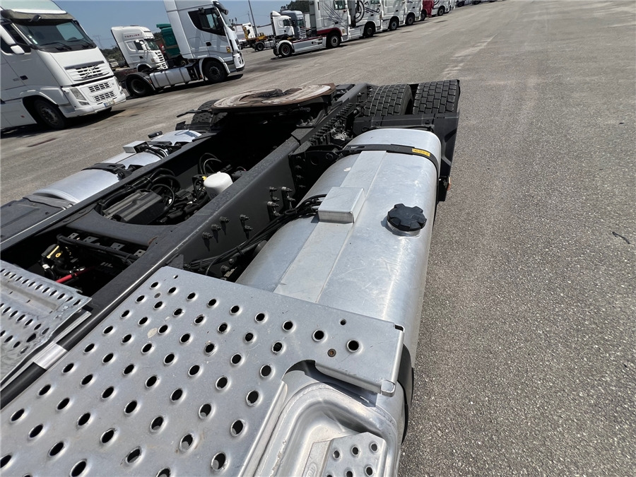 Cabeza tractora Volvo FH 460 /RETARDER: foto 7