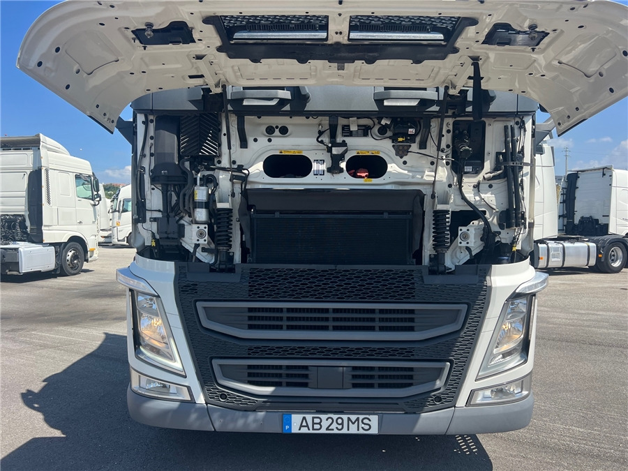 Cabeza tractora Volvo FH500: foto 11