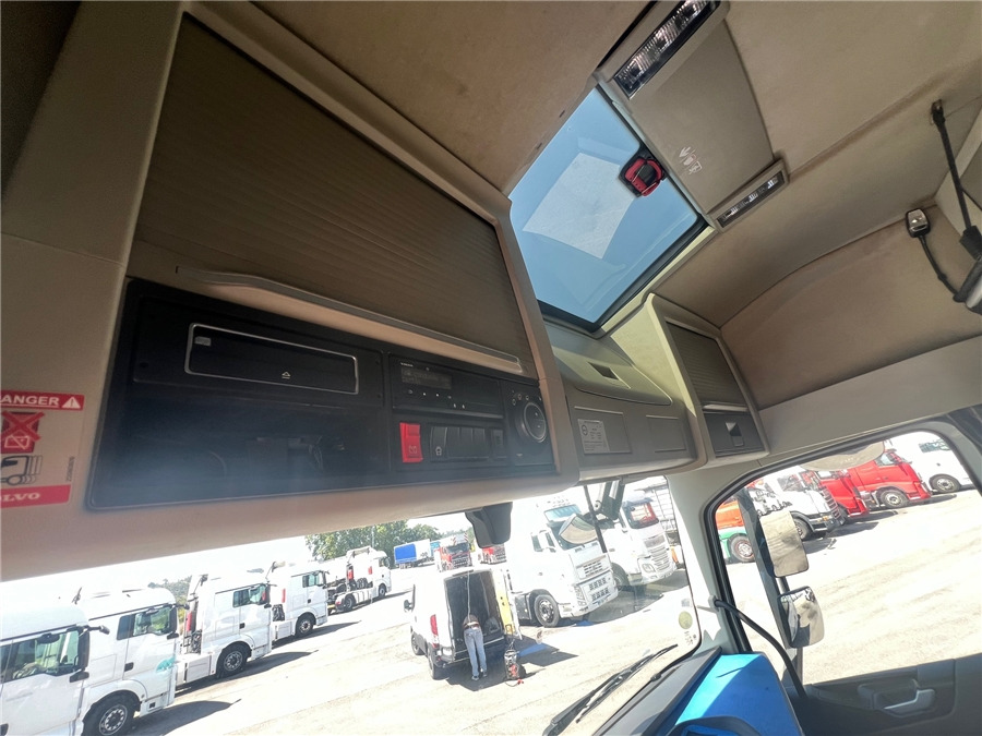 Cabeza tractora Volvo FH500: foto 18