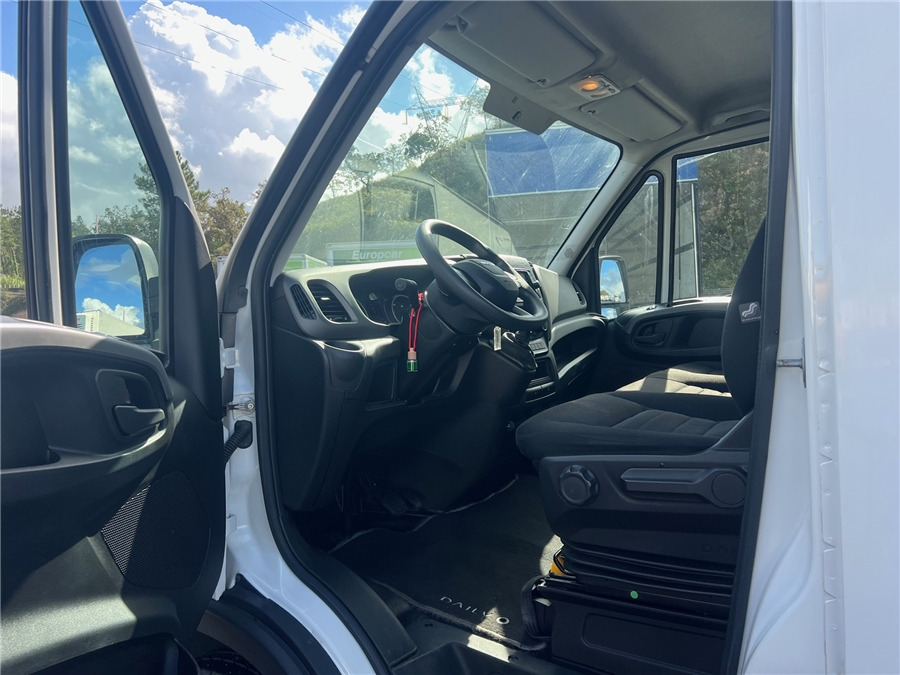 Furgón Iveco 35C16: foto 10