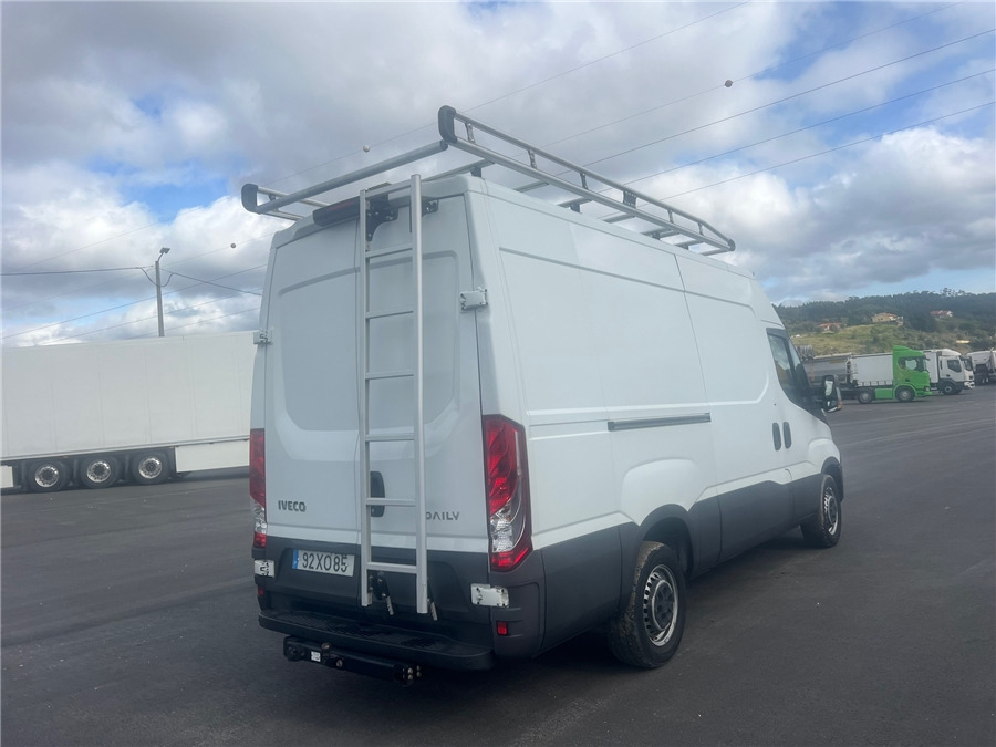 Iveco 35S16 - Furgón: foto 4 Iveco 35S16 - Furgón: foto 4