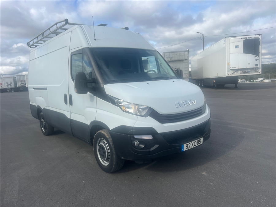 Iveco 35S16 - Furgón: foto 1 Iveco 35S16 - Furgón: foto 1