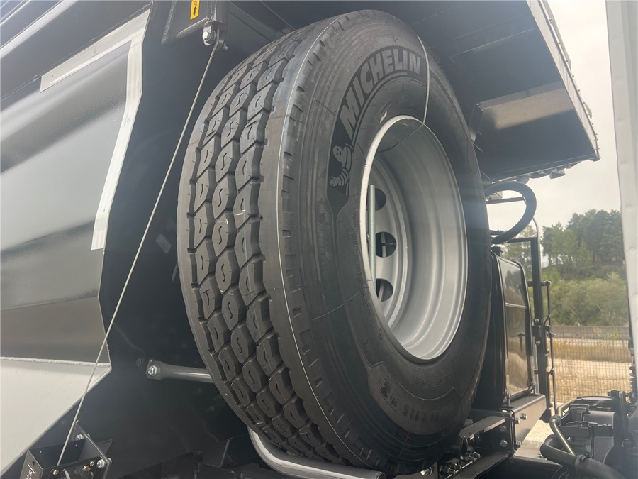 Leasing de Iveco T-WAY 500 / RETARDER Iveco T-WAY 500 / RETARDER: foto 13 Leasing de Iveco T-WAY 500 / RETARDER Iveco T-WAY 500 / RETARDER: foto 13