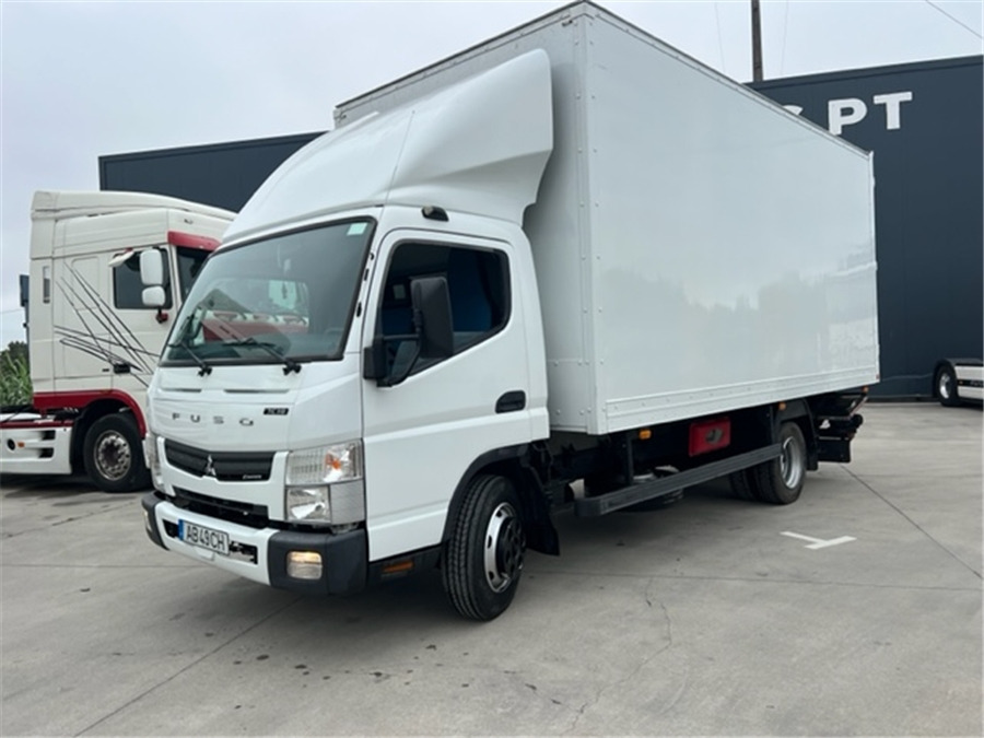 Mitsubishi 7C18 - Camión isotérmico: foto 2 Mitsubishi 7C18 - Camión isotérmico: foto 2