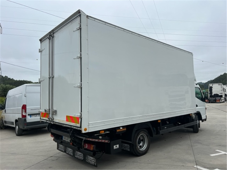 Mitsubishi 7C18 - Camión isotérmico: foto 3 Mitsubishi 7C18 - Camión isotérmico: foto 3