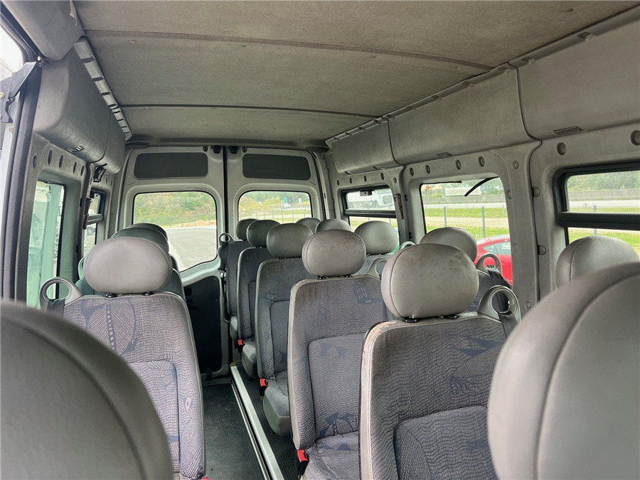 Minibús, Furgoneta de pasajeros Renault MASTER / 16lugares: foto 13 Minibús, Furgoneta de pasajeros Renault MASTER / 16lugares: foto 13