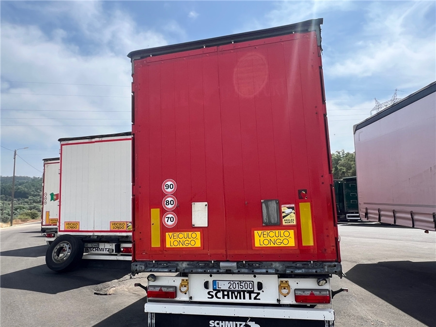 SCHMITZ CARGOBULL SCB-S3T TETO ELEVAR - Semirremolque lona: foto 4 SCHMITZ CARGOBULL SCB-S3T TETO ELEVAR - Semirremolque lona: foto 4