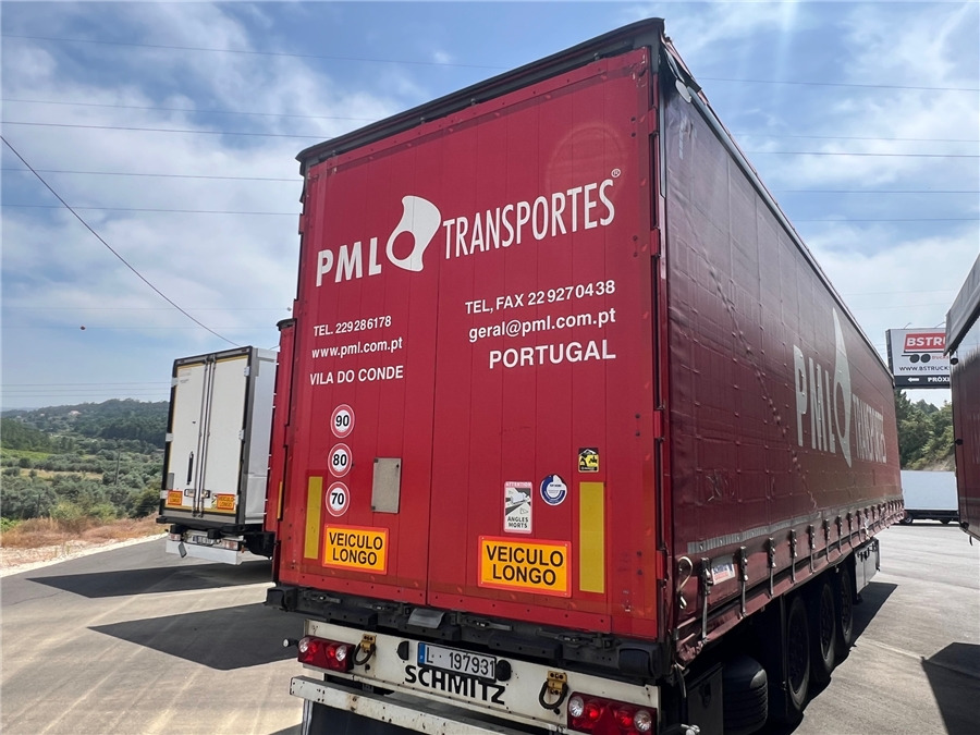 SCHMITZ CARGOBULL SCB-S3T TETO ELEVAR - Semirremolque lona: foto 4 SCHMITZ CARGOBULL SCB-S3T TETO ELEVAR - Semirremolque lona: foto 4
