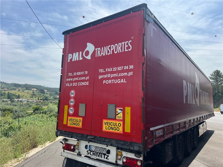 SCHMITZ CARGOBULL SCB-S3T TETO ELEVAR - Semirremolque lona: foto 3 SCHMITZ CARGOBULL SCB-S3T TETO ELEVAR - Semirremolque lona: foto 3