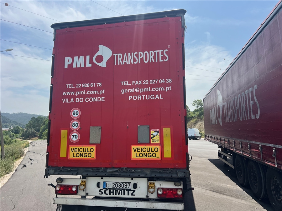 SCHMITZ CARGOBULL SCB-S3T TETO ELEVAR - Semirremolque lona: foto 4 SCHMITZ CARGOBULL SCB-S3T TETO ELEVAR - Semirremolque lona: foto 4