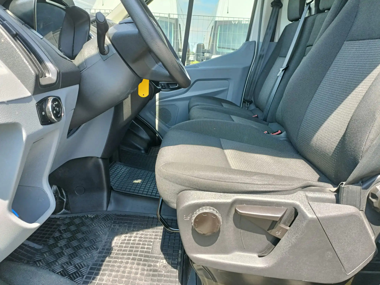 Furgoneta caja cerrada FORD TRANSIT FURGONATO BOX: foto 11