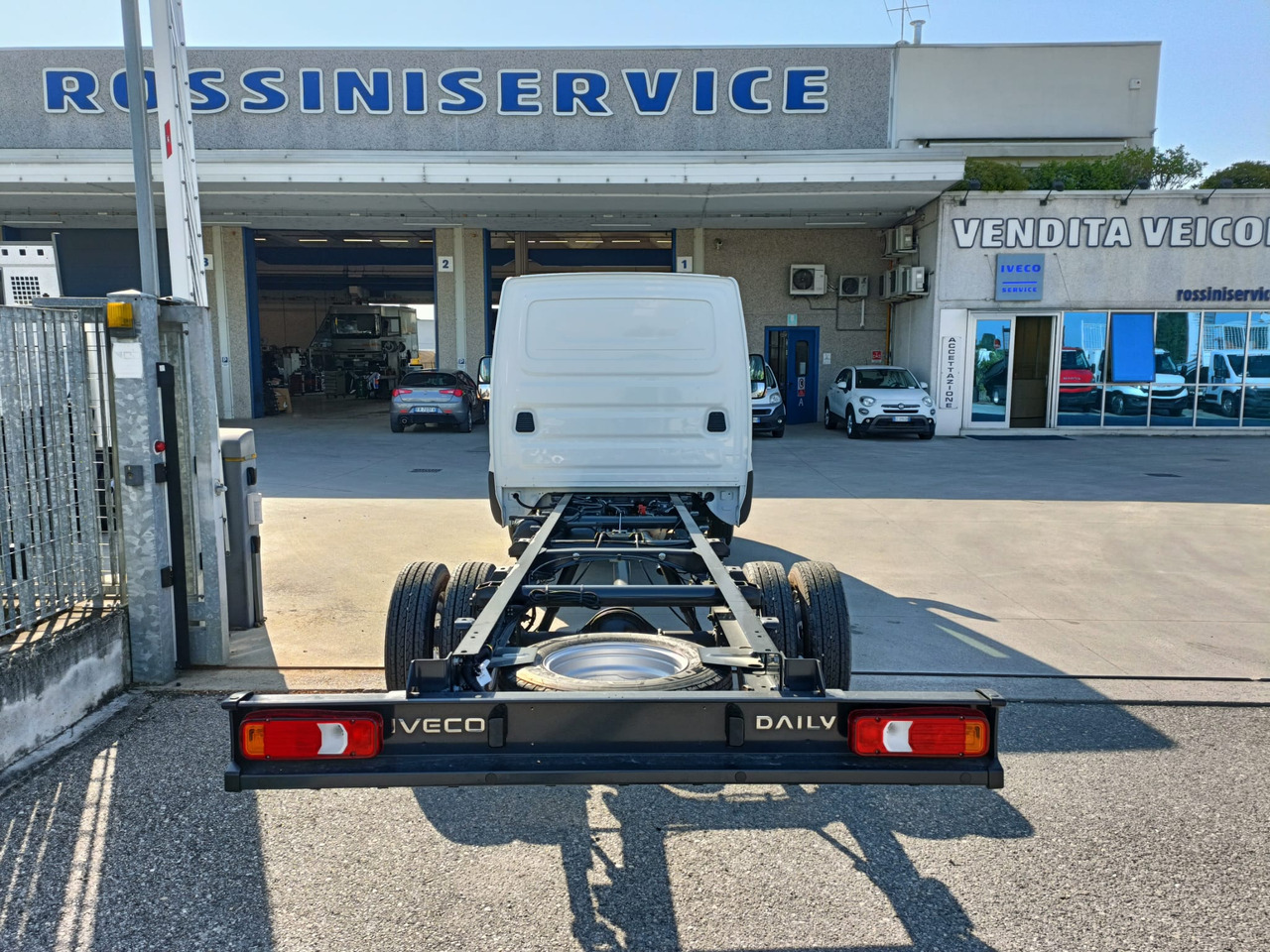 IVECO DAILY 35C16 MOD. 2025 A TELAIO NUOVO - Furgoneta: foto 5 IVECO DAILY 35C16 MOD. 2025 A TELAIO NUOVO - Furgoneta: foto 5