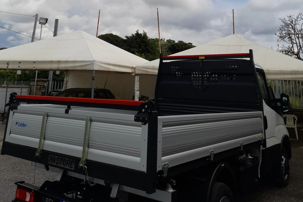 IVECO DAILY 35C12 2.3 RIBALTABILE 2025 NUOVO - Furgoneta basculante: foto 3 IVECO DAILY 35C12 2.3 RIBALTABILE 2025 NUOVO - Furgoneta basculante: foto 3