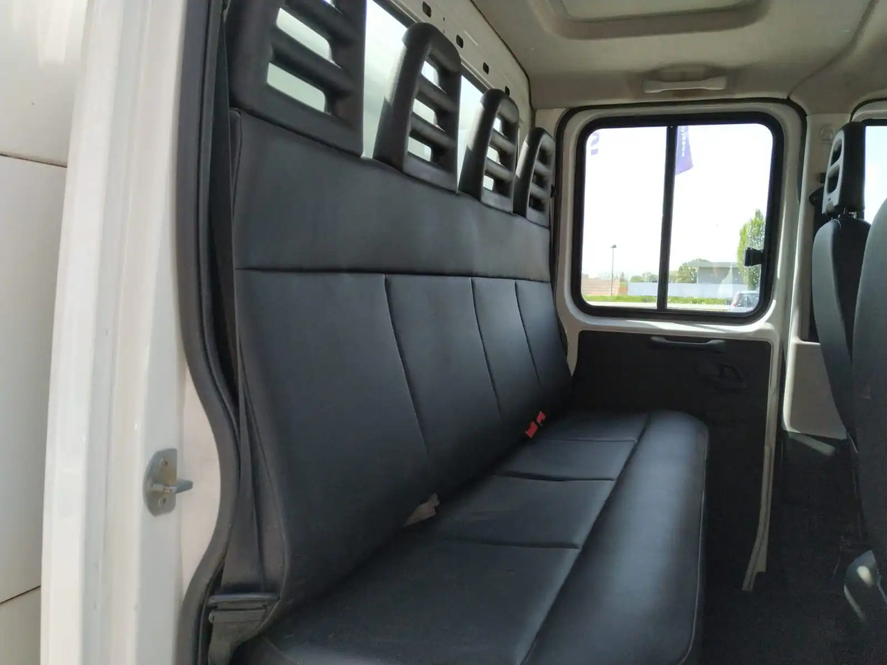 Furgoneta basculante IVECO DAILY 35C16 6 POSTI 3000 CC: foto 15