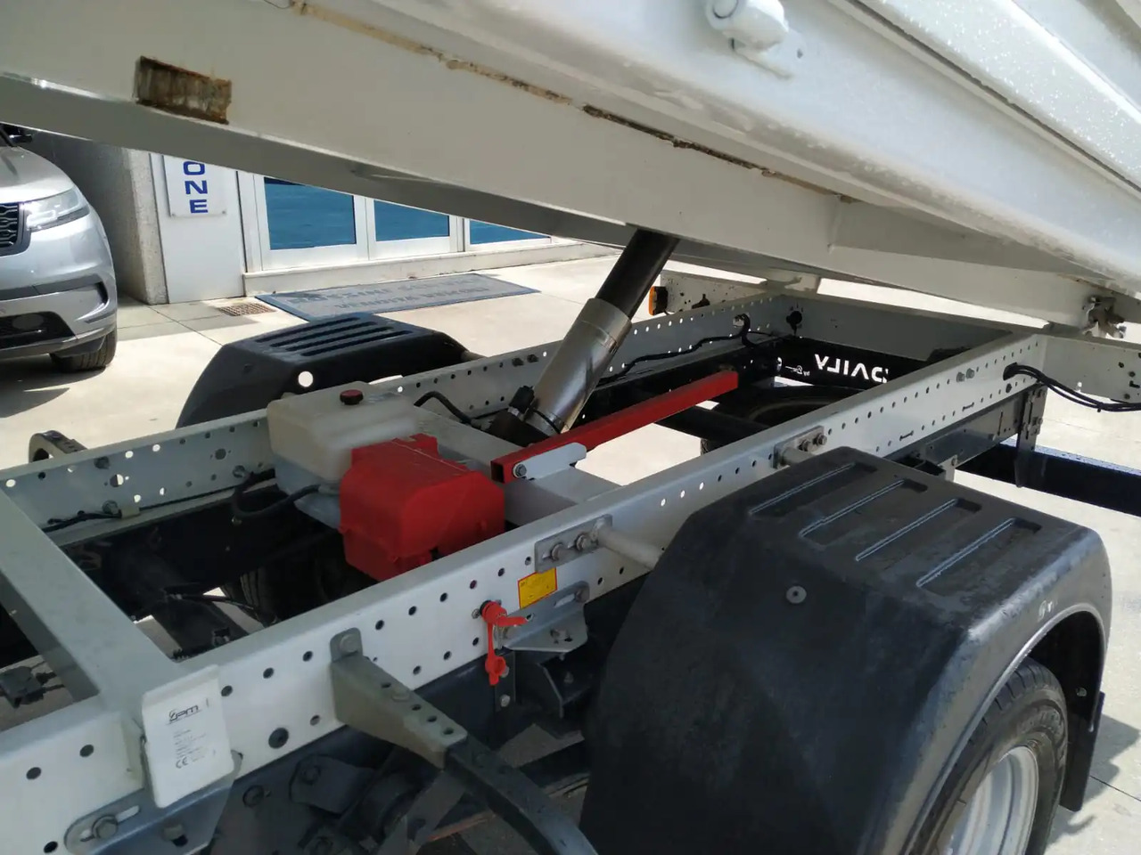 Furgoneta basculante IVECO DAILY 35C16 6 POSTI 3000 CC: foto 6