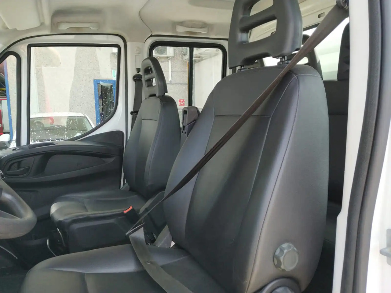 Furgoneta basculante IVECO DAILY 35C16 6 POSTI 3000 CC: foto 16