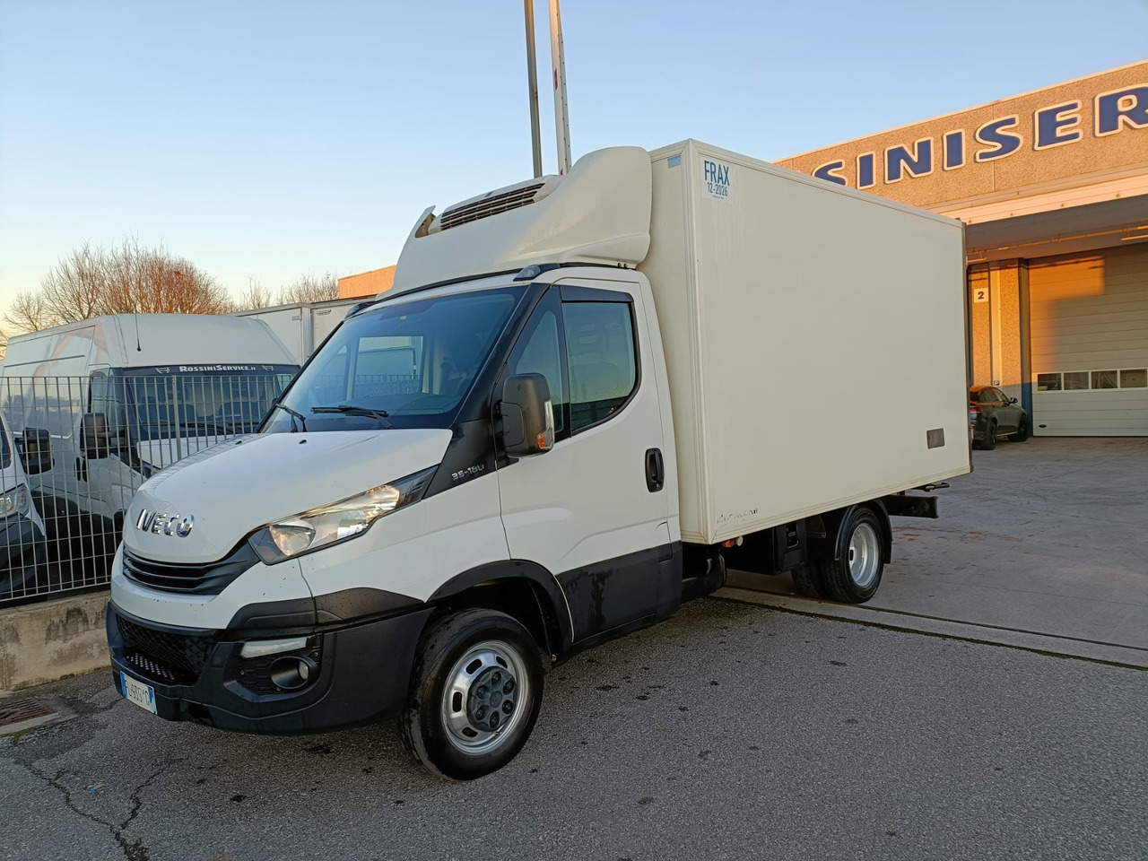 IVECO DAILY 35C18 FRIGO FRCX 3.0 - Furgoneta frigorifica: foto 4 IVECO DAILY 35C18 FRIGO FRCX 3.0 - Furgoneta frigorifica: foto 4