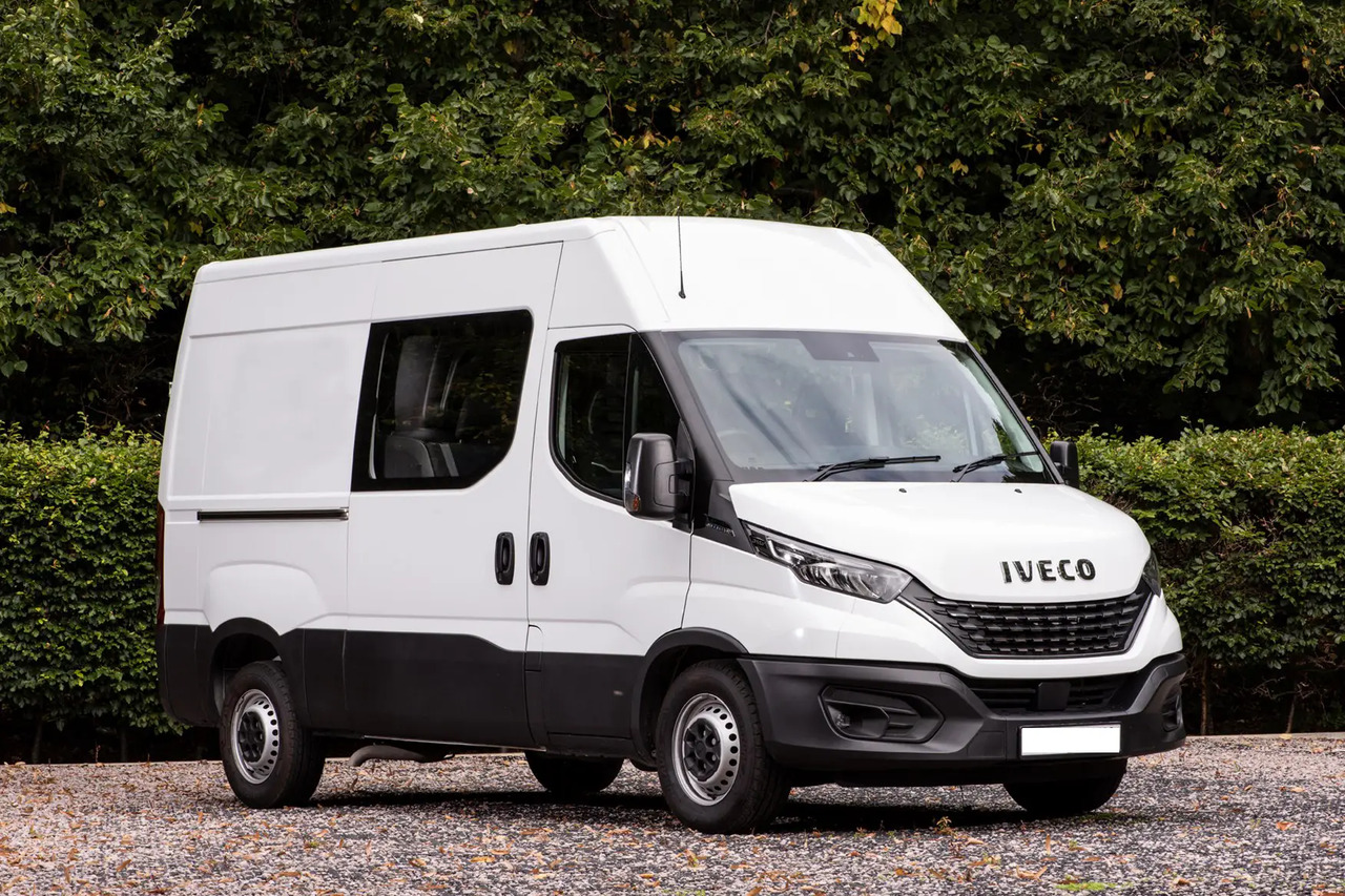 IVECO DAILY 35S16 V - Minibús, Furgoneta de pasajeros: foto 1 IVECO DAILY 35S16 V - Minibús, Furgoneta de pasajeros: foto 1