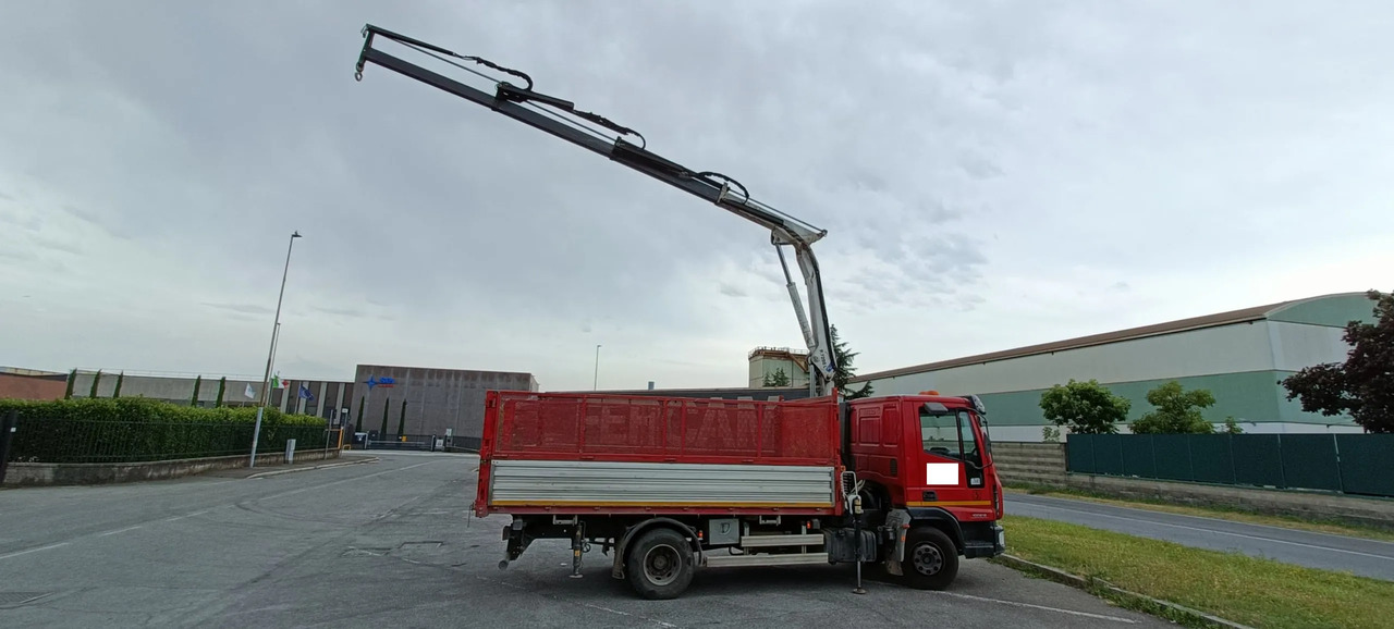 IVECO EUROCARGO 100E18 RIBALTABILE CON GRU - Camión volquete: foto 1 IVECO EUROCARGO 100E18 RIBALTABILE CON GRU - Camión volquete: foto 1