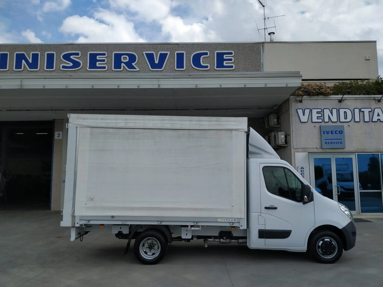 RENAULT MASTER L3XL T35 - Furgoneta con lona: foto 3 RENAULT MASTER L3XL T35 - Furgoneta con lona: foto 3
