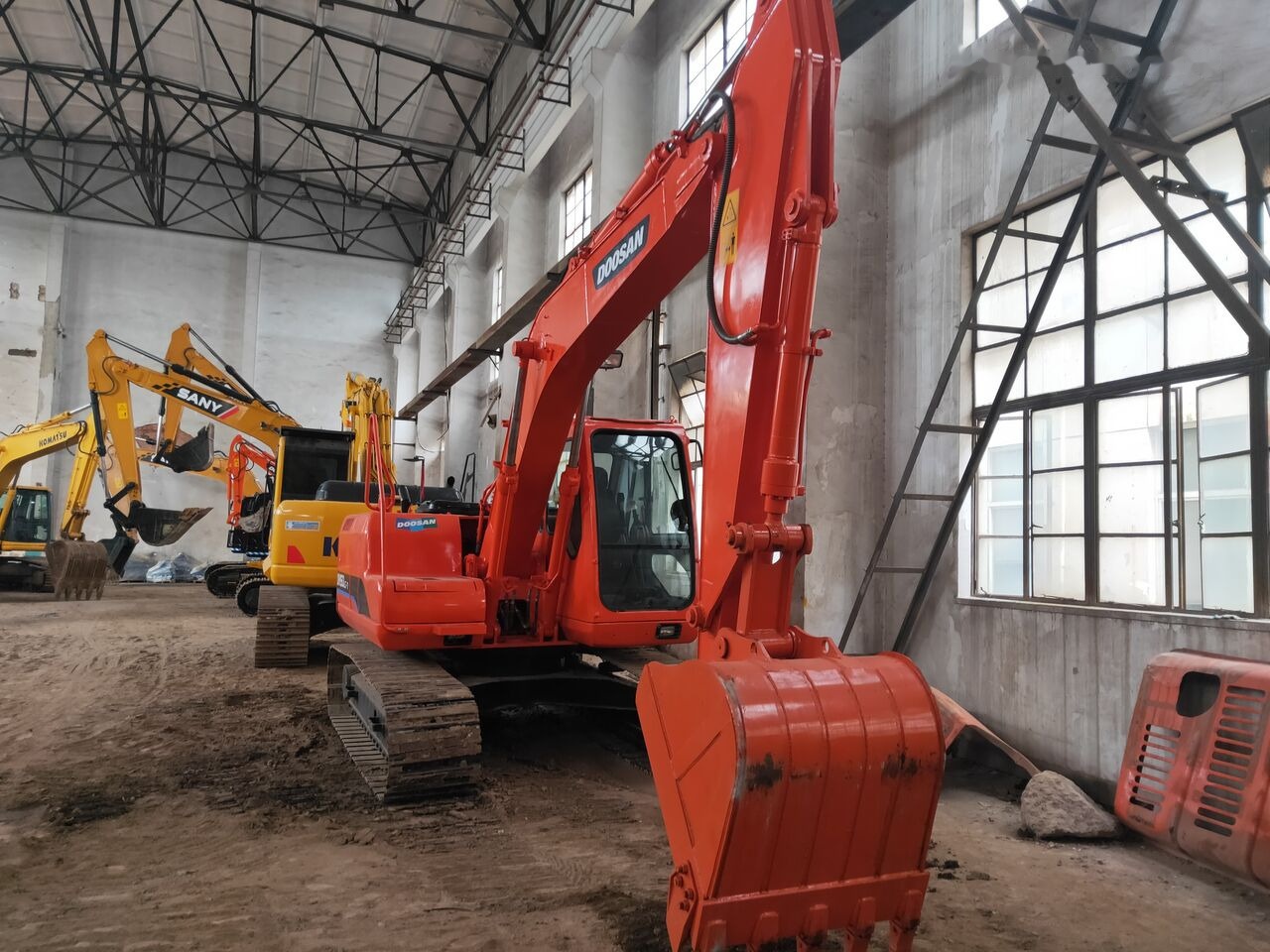 Doosan DH150LC-7 - Excavadora de cadenas: foto 4 Doosan DH150LC-7 - Excavadora de cadenas: foto 4