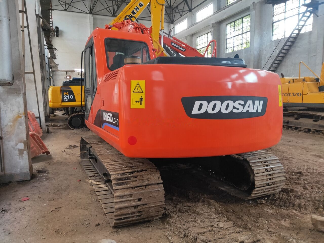 Leasing de Doosan DH150LC-7 Doosan DH150LC-7: foto 6 Leasing de Doosan DH150LC-7 Doosan DH150LC-7: foto 6