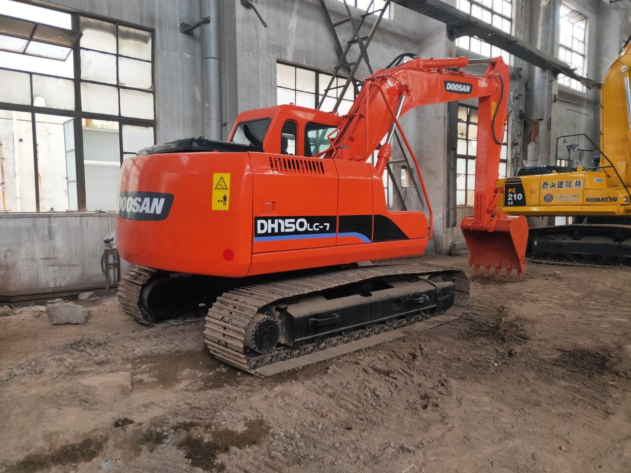Doosan DH150LC-7 - Excavadora de cadenas: foto 3 Doosan DH150LC-7 - Excavadora de cadenas: foto 3