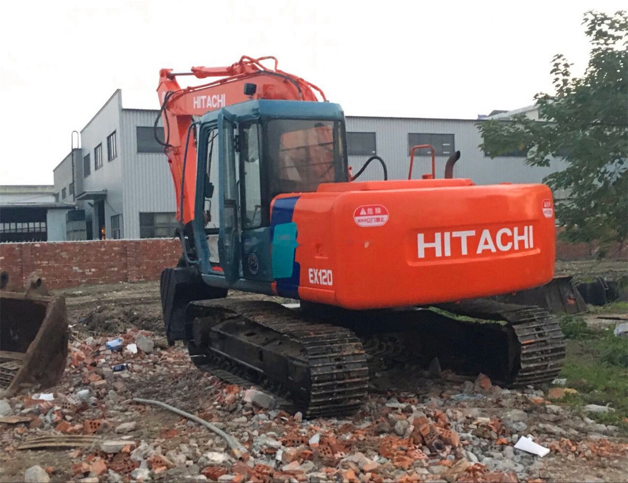 Hitachi EX120-3 - Excavadora de cadenas: foto 3 Hitachi EX120-3 - Excavadora de cadenas: foto 3