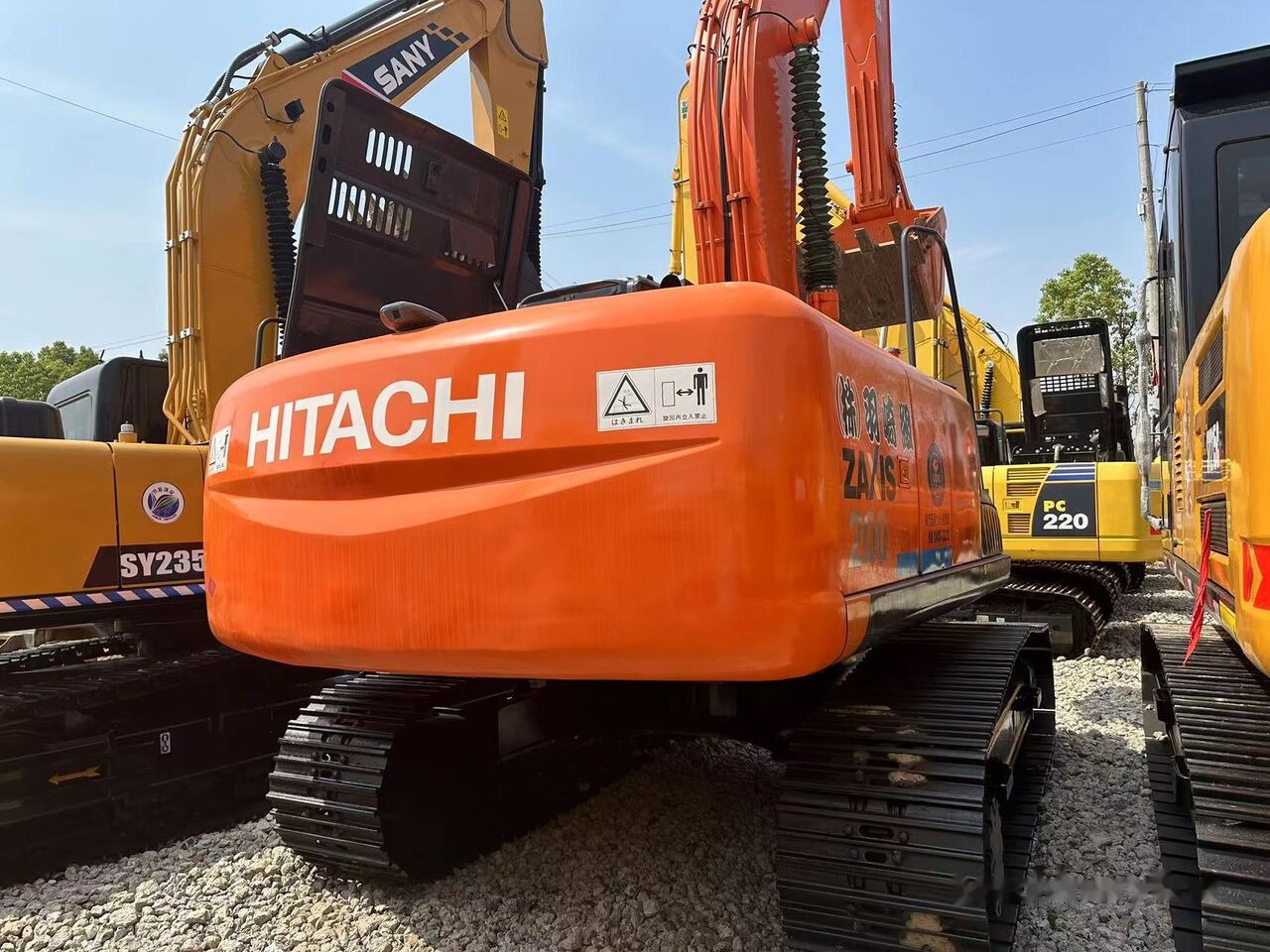 Excavadora de cadenas Hitachi ZX200-3: foto 6
