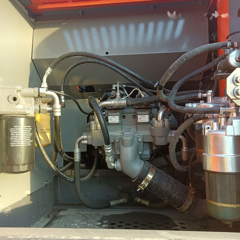 Hitachi ZX240 - Excavadora de cadenas: foto 3 Hitachi ZX240 - Excavadora de cadenas: foto 3