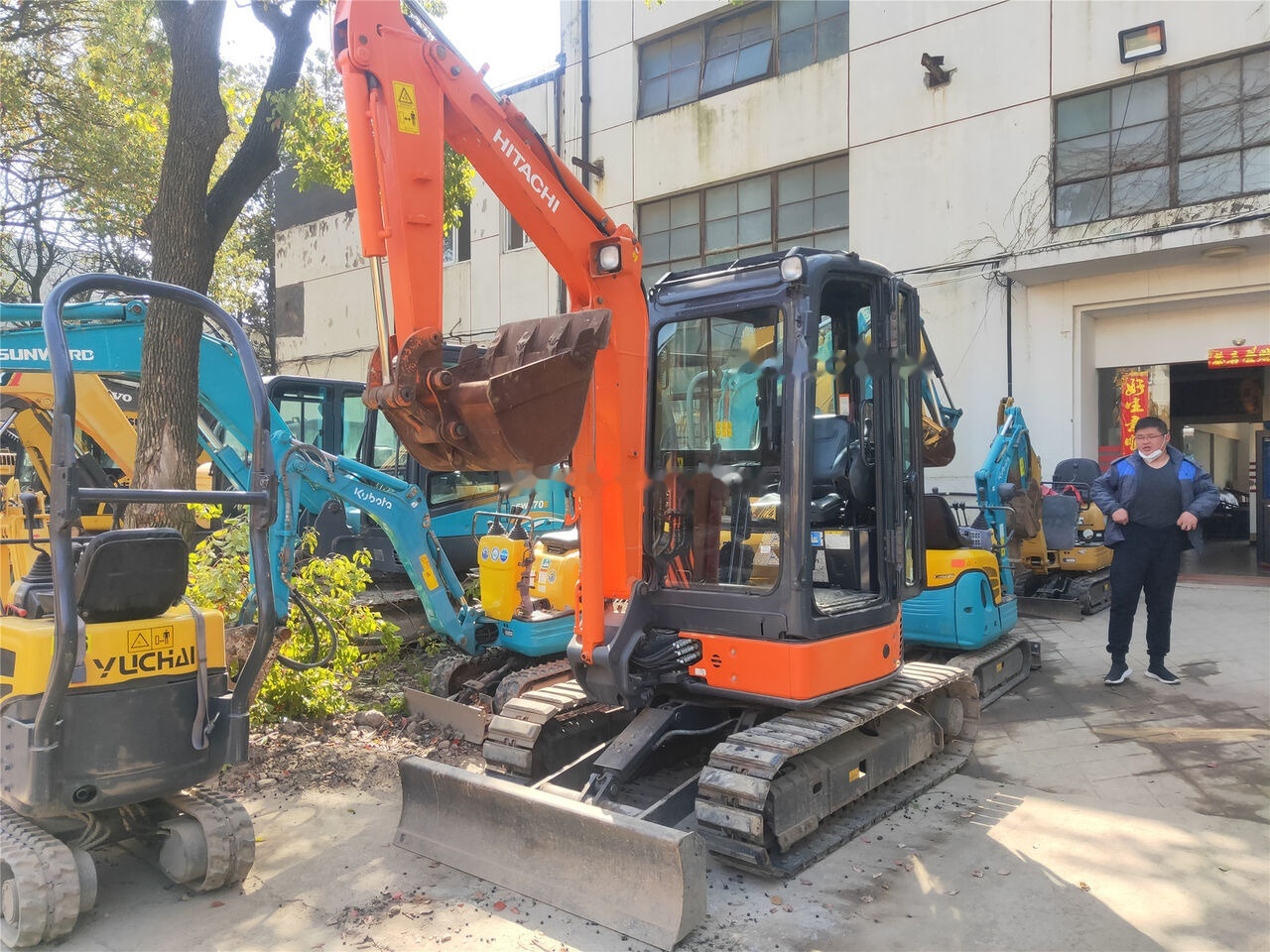 Hitachi ZX30 - Miniexcavadora: foto 5 Hitachi ZX30 - Miniexcavadora: foto 5