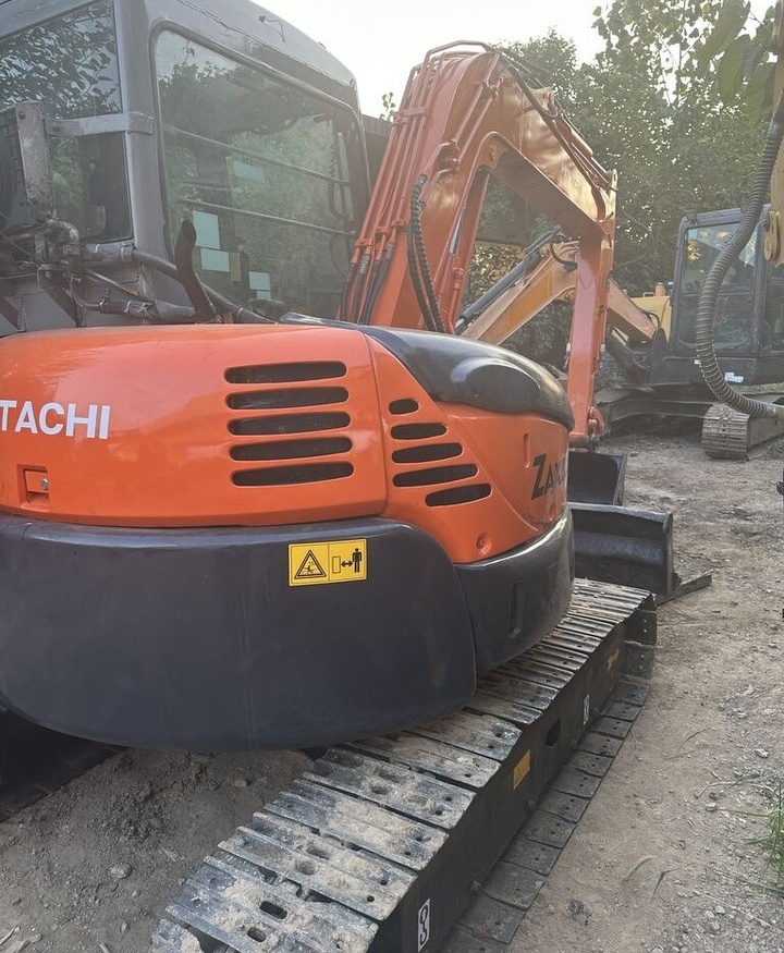 Miniexcavadora Hitachi ZX55: foto 6