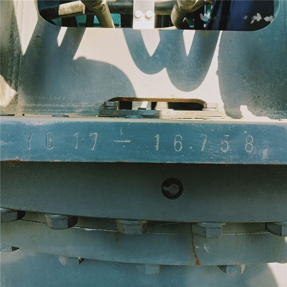 Kobelco SK200D - Excavadora de cadenas: foto 2 Kobelco SK200D - Excavadora de cadenas: foto 2