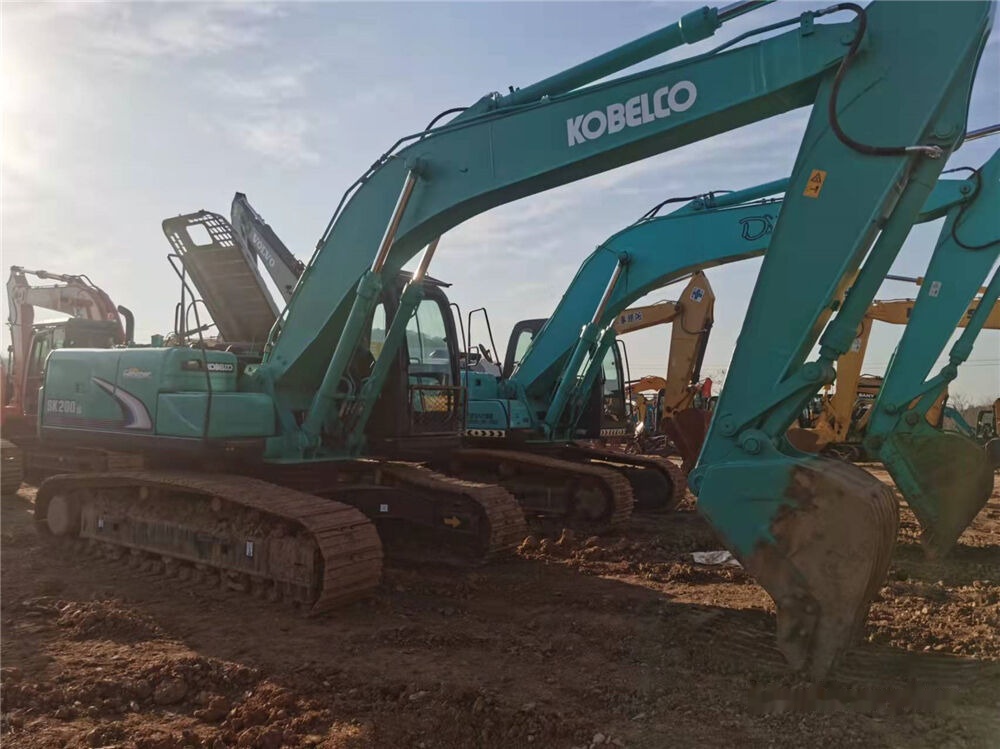 Excavadora de cadenas Kobelco SK200LC: foto 6