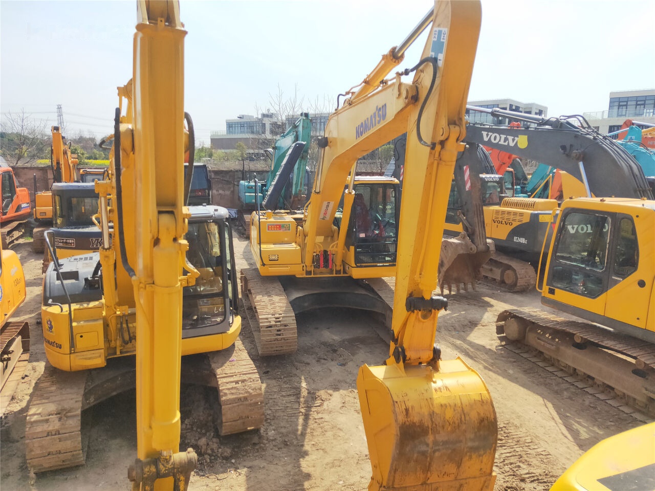 Komatsu PC200-7 - Excavadora de cadenas: foto 3 Komatsu PC200-7 - Excavadora de cadenas: foto 3