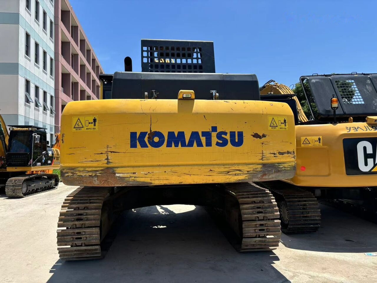 Komatsu PC400-8 - Excavadora de cadenas: foto 1 Komatsu PC400-8 - Excavadora de cadenas: foto 1