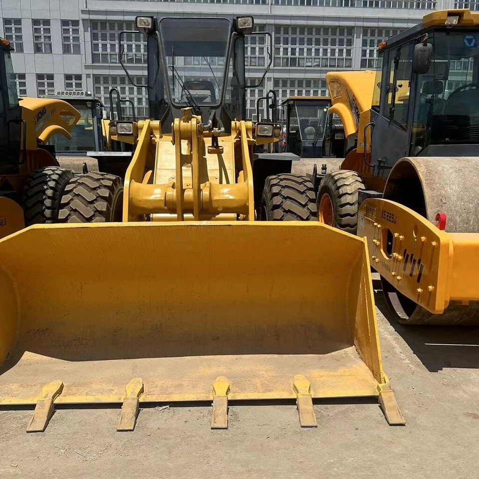 Komatsu WA320 - Cargadora de ruedas: foto 1 Komatsu WA320 - Cargadora de ruedas: foto 1