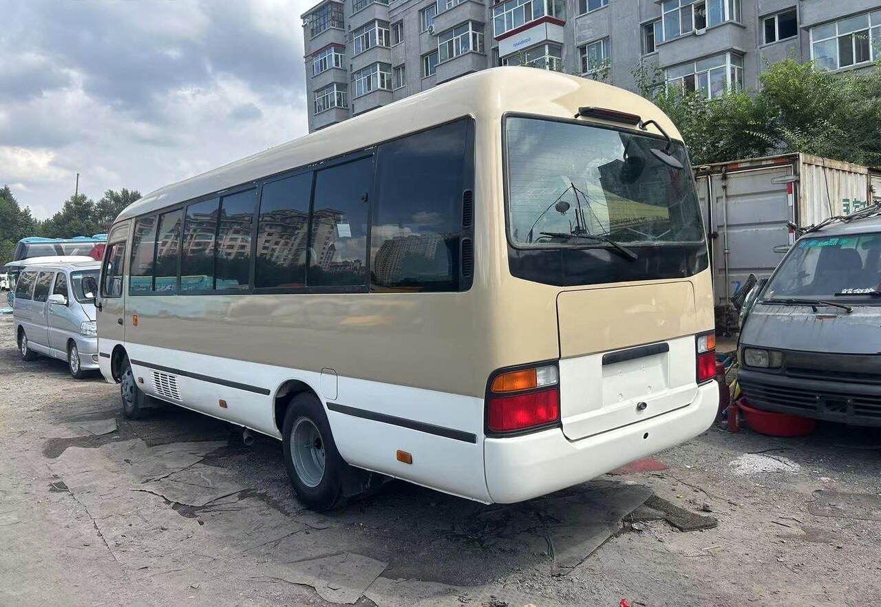 Toyota Coaster 1HZ - Autobús suburbano: foto 2 Toyota Coaster 1HZ - Autobús suburbano: foto 2