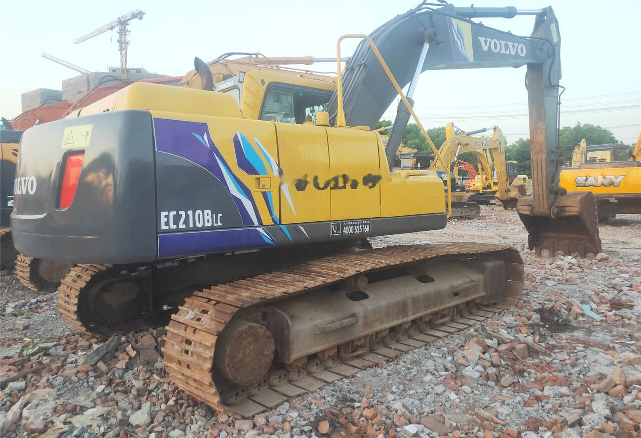 Excavadora de cadenas Volvo EC210BLC: foto 6