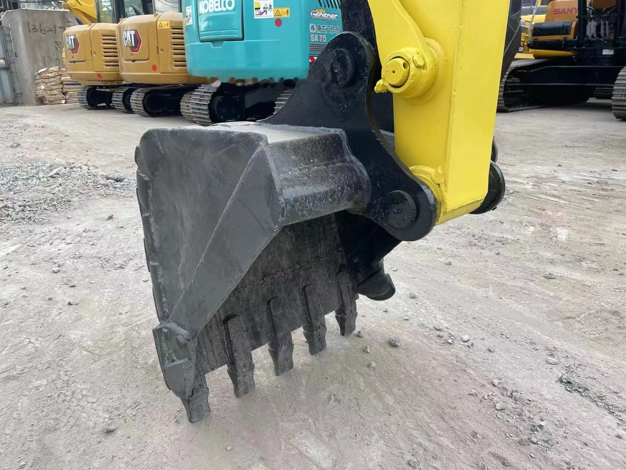 YANMAR VIO55 - Miniexcavadora: foto 4 YANMAR VIO55 - Miniexcavadora: foto 4