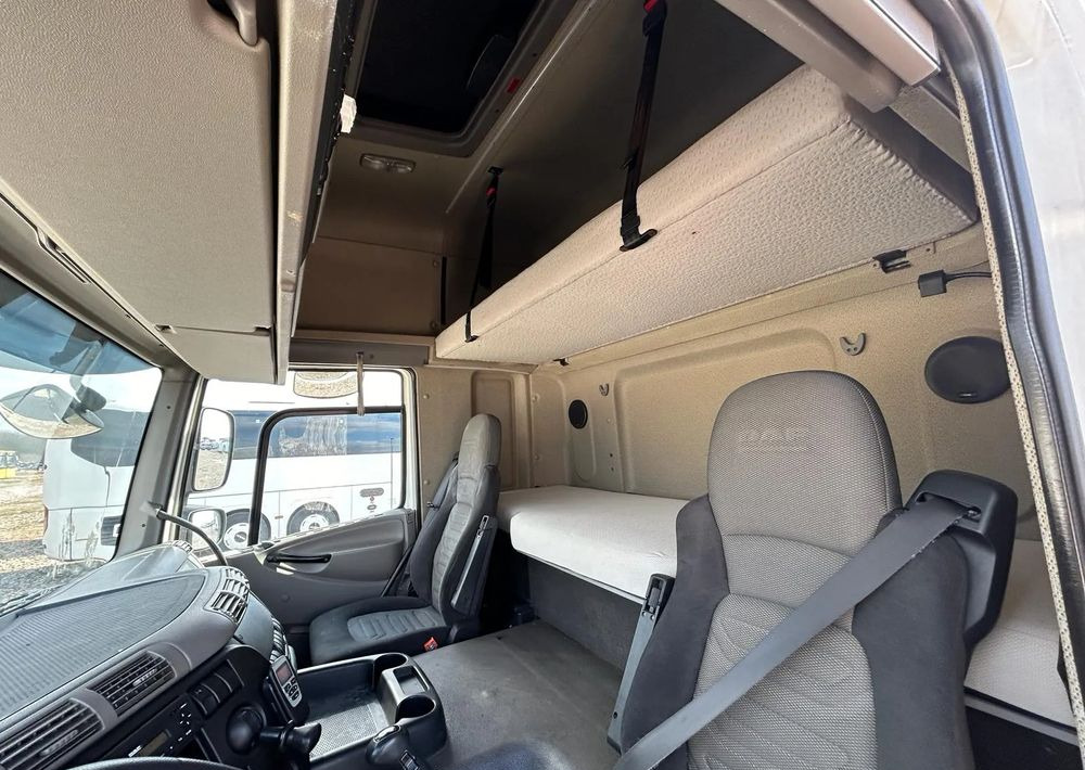 Camión chasis DAF CF75.310: foto 11