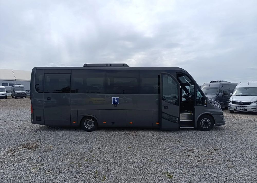 Iveco Mercus Daily 70C21 - Minibús, Furgoneta de pasajeros: foto 4 Iveco Mercus Daily 70C21 - Minibús, Furgoneta de pasajeros: foto 4