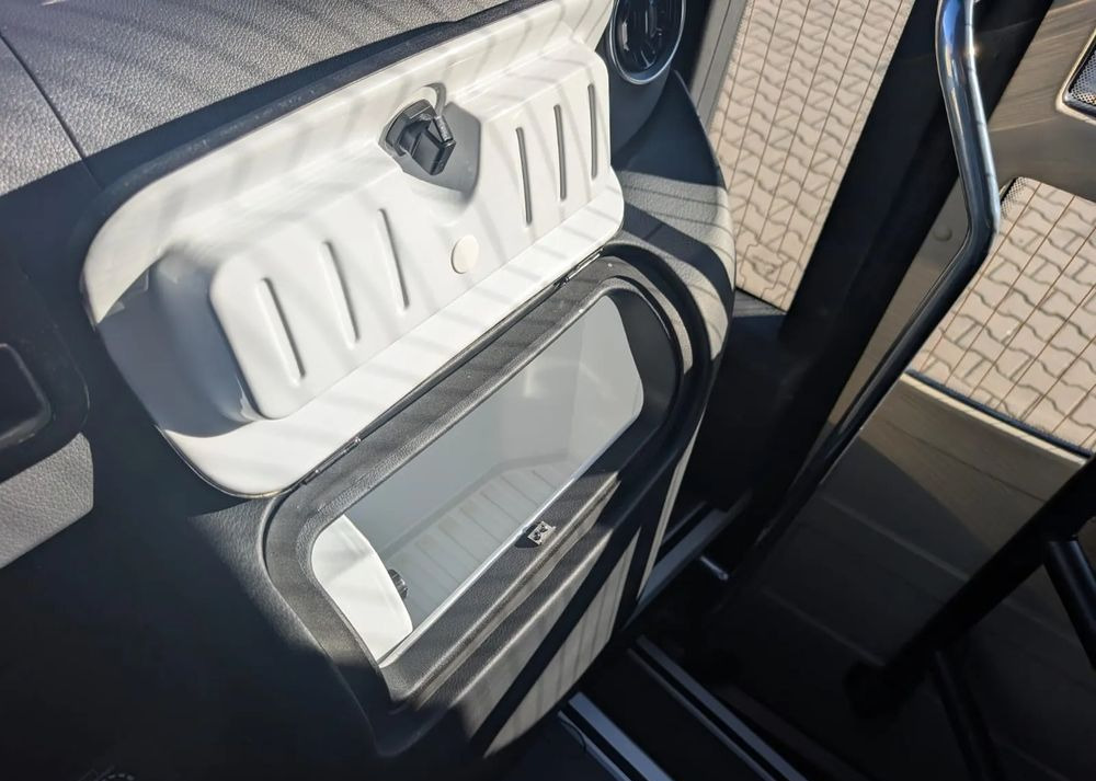 Minibús, Furgoneta de pasajeros nuevo Mercedes-Benz Sprinter 519: foto 17